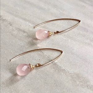 🎉host pick🎉 tear drop rose marquis earrings